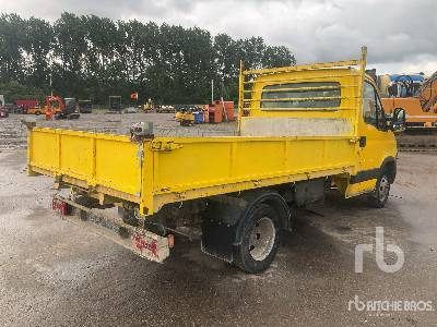IVECO DAILY 35C15 - משאית תיבה: תמונה 4 IVECO DAILY 35C15 - משאית תיבה: תמונה 4