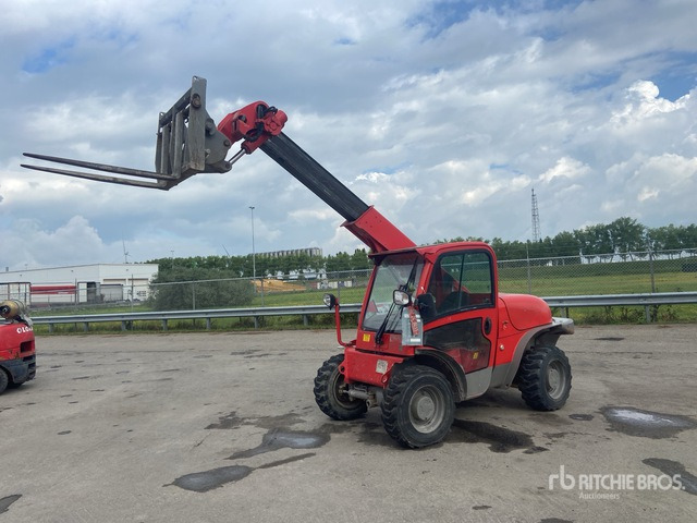 JCB 520-40 Telehandler - מפעיל טלסקופי: תמונה 1 JCB 520-40 Telehandler - מפעיל טלסקופי: תמונה 1