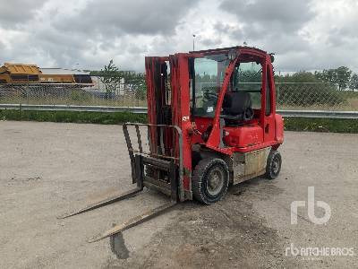 NISSAN FD02A250 - מלגזה: תמונה 1 NISSAN FD02A250 - מלגזה: תמונה 1