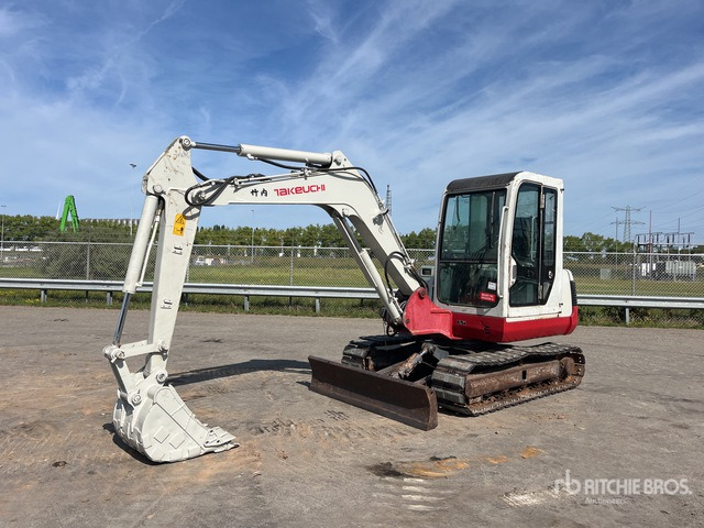 Takeuchi TB150C Tracked Excavator - מחפר סורק: תמונה 1 Takeuchi TB150C Tracked Excavator - מחפר סורק: תמונה 1
