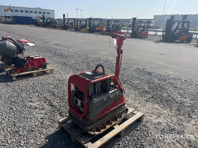 Wacker Neuson Vibratory Plate Compactor - לוח רטט: תמונה 2 Wacker Neuson Vibratory Plate Compactor - לוח רטט: תמונה 2