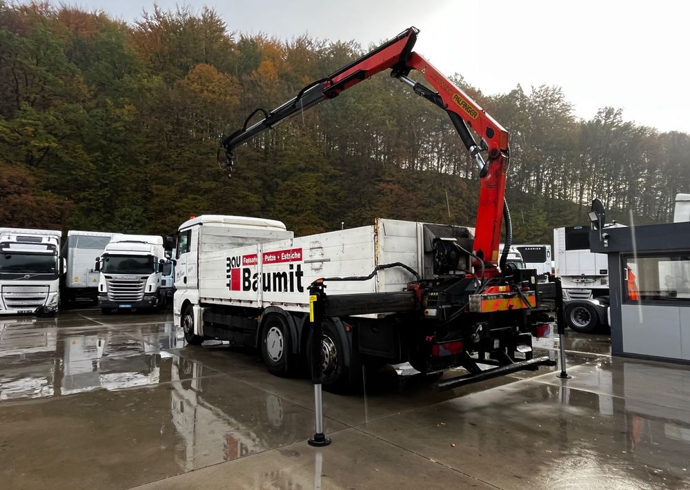 MAN TGX 26.440 // 2009 // Palfinger PK 12001EH Radio // Oś skrętna i podnoszona // - משאית צד נופל/ שטוחה, משאית מנוף: תמונה 4 MAN TGX 26.440 // 2009 // Palfinger PK 12001EH Radio // Oś skrętna i podnoszona // - משאית צד נופל/ שטוחה, משאית מנוף: תמונה 4