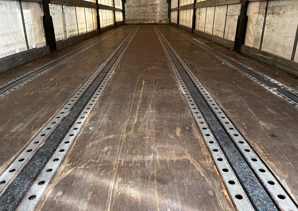 סמיטריילר עם וילונות צד Schwarzmuller Firanka Standard // 2017 Rok // Podwójna podłoga //: תמונה 14 סמיטריילר עם וילונות צד Schwarzmuller Firanka Standard // 2017 Rok // Podwójna podłoga //: תמונה 14