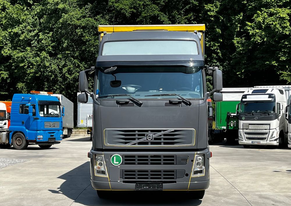 Volvo FH 420 4x2 // Zestaw + przyczepa Schwarzmuller // Jak Nowy // Niski przebieg // Automat // Idealny !!! - משאית וילונות צד: תמונה 2 Volvo FH 420 4x2 // Zestaw + przyczepa Schwarzmuller // Jak Nowy // Niski przebieg // Automat // Idealny !!! - משאית וילונות צד: תמונה 2