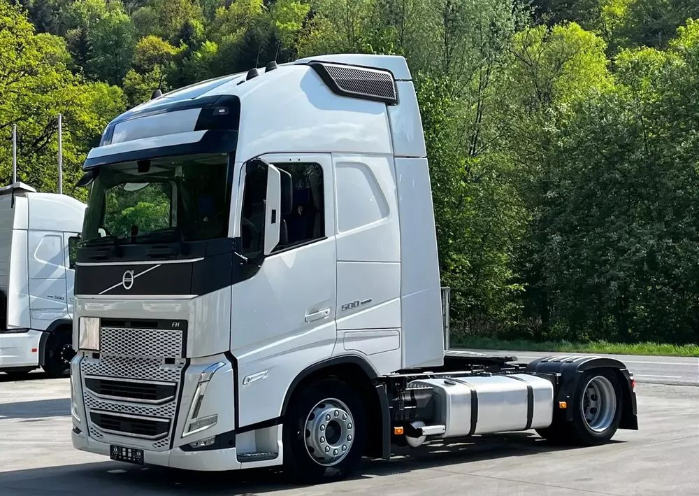 Volvo FH500 // New Face // Low Deck // Full Led // ACC // Globe XL // ParkClima // Zamiana za starszy - יחידת טרקטור: תמונה 1 Volvo FH500 // New Face // Low Deck // Full Led // ACC // Globe XL // ParkClima // Zamiana za starszy - יחידת טרקטור: תמונה 1