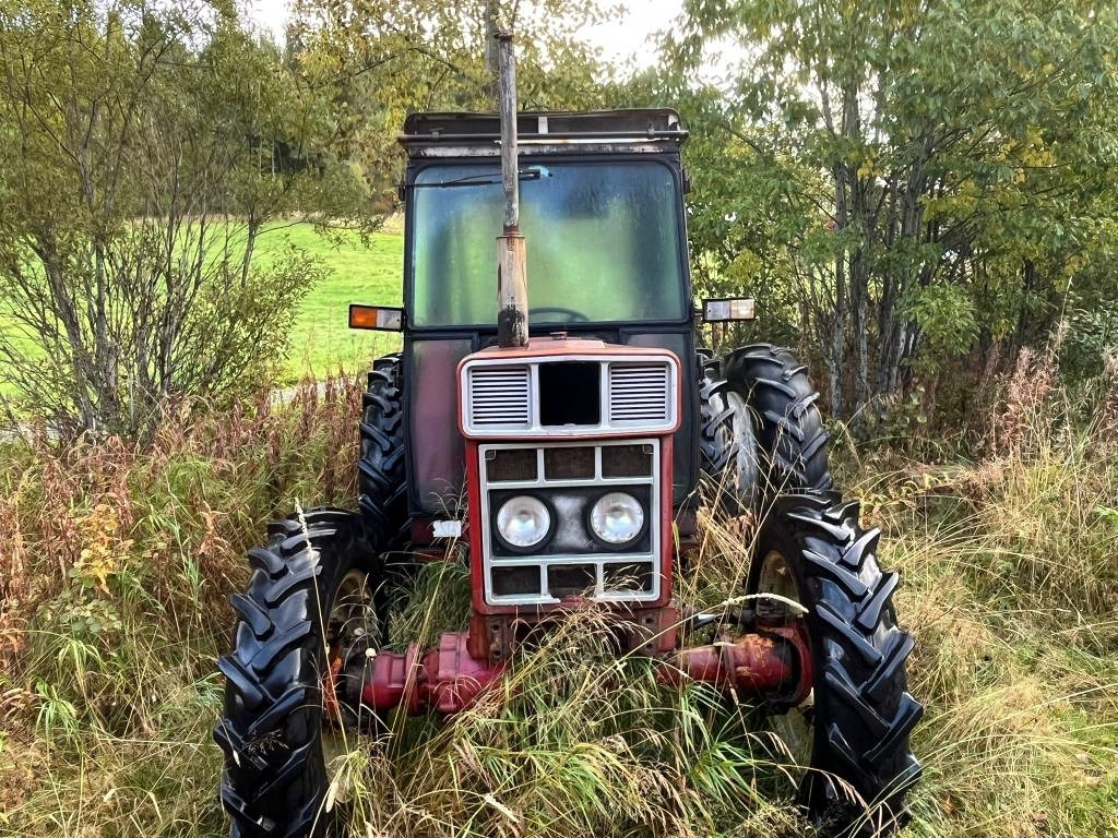 International Harvester 584 4WD - טרקטור חקלאי: תמונה 5 International Harvester 584 4WD - טרקטור חקלאי: תמונה 5