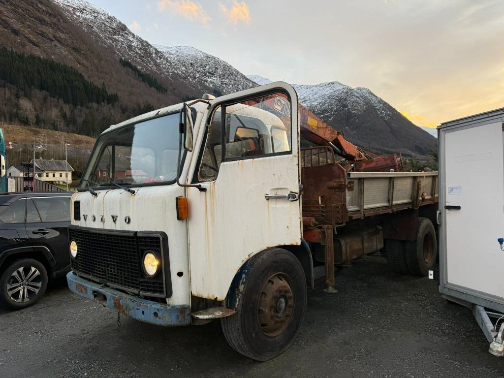 Volvo F 86 42 Hiab 550-2 - משאית מנוף: תמונה 3 Volvo F 86 42 Hiab 550-2 - משאית מנוף: תמונה 3
