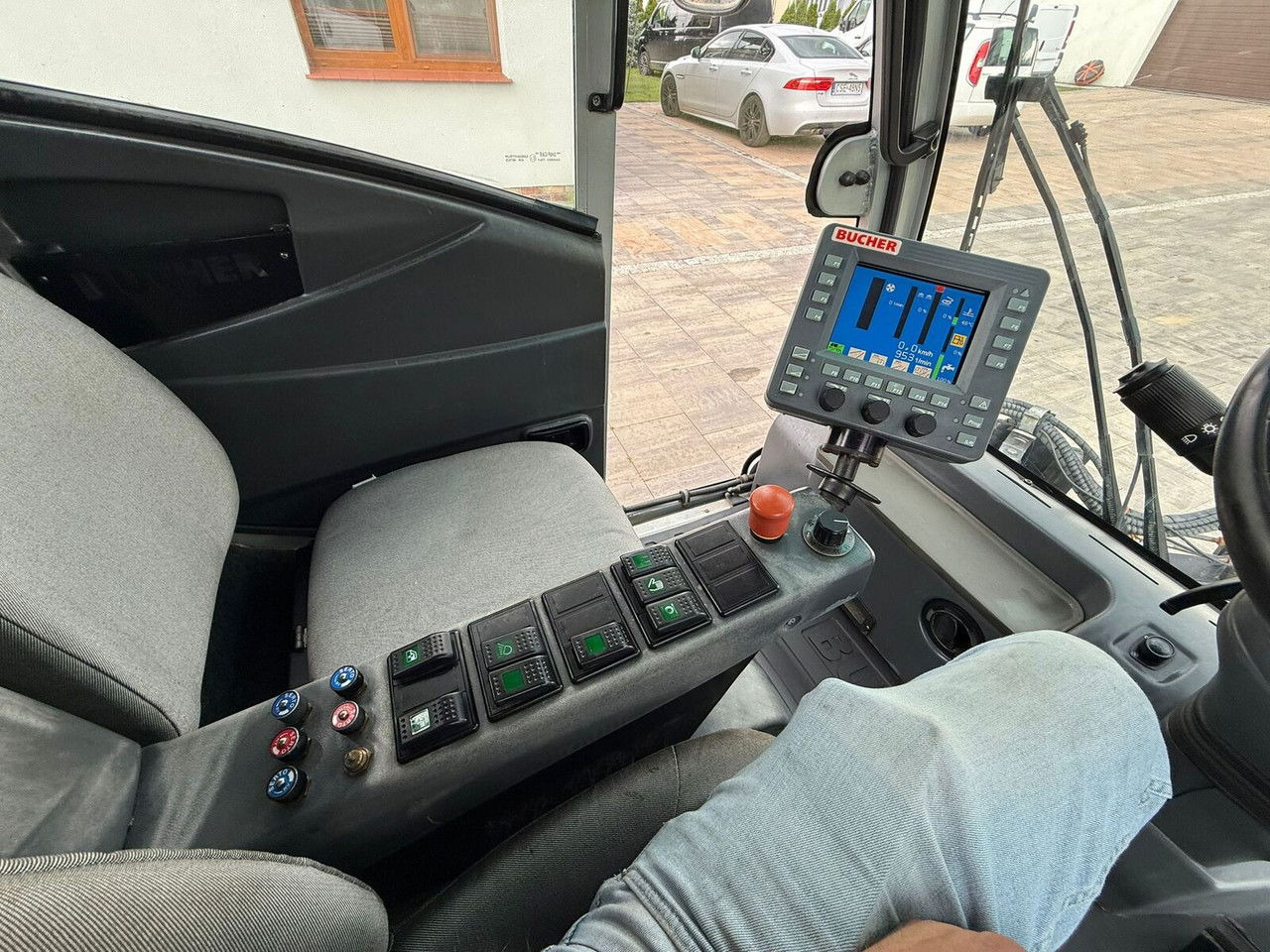 מטאטא כבישים Bucher CityCat 2020 Zamiatarka 3 szczotki Klimatyzacja Ka mera cofania: תמונה 11
