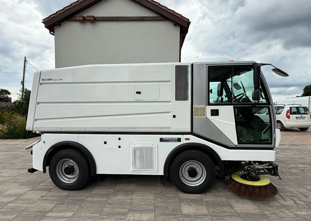Inny Bucher Citycat 5000 - משאית אשפה: תמונה 4 Inny Bucher Citycat 5000 - משאית אשפה: תמונה 4