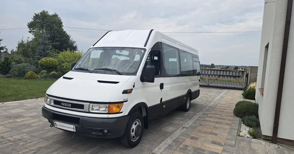 Iveco 50c15 - מיניבוס, כלי רכב מסחרי לנוסעים: תמונה 2 Iveco 50c15 - מיניבוס, כלי רכב מסחרי לנוסעים: תמונה 2