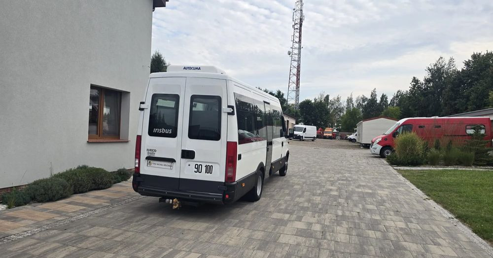 Iveco 50c15 - מיניבוס, כלי רכב מסחרי לנוסעים: תמונה 3 Iveco 50c15 - מיניבוס, כלי רכב מסחרי לנוסעים: תמונה 3