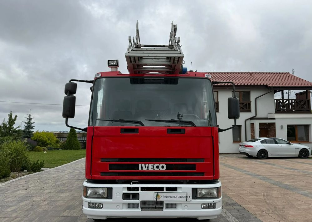 Iveco Eurocargo 130E24 - משאית אש: תמונה 2 Iveco Eurocargo 130E24 - משאית אש: תמונה 2