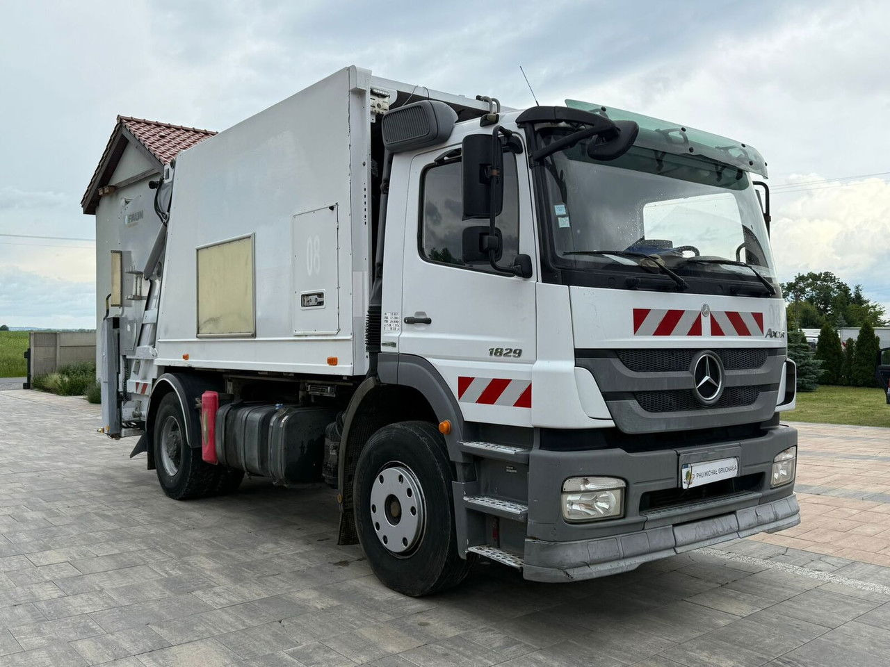 Mercedes-Benz Axor 1829 Faun VR3 TR2 - משאית אשפה: תמונה 1 Mercedes-Benz Axor 1829 Faun VR3 TR2 - משאית אשפה: תמונה 1