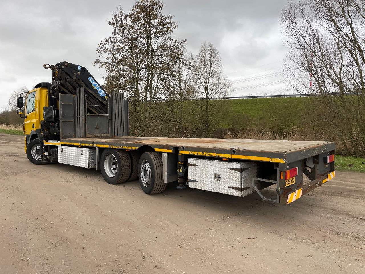 DAF 85.410 Met Effer 470 6s laadkraan ladekran loadercrane crane palfinger hiab fassi - משאית מנוף: תמונה 3 DAF 85.410 Met Effer 470 6s laadkraan ladekran loadercrane crane palfinger hiab fassi - משאית מנוף: תמונה 3