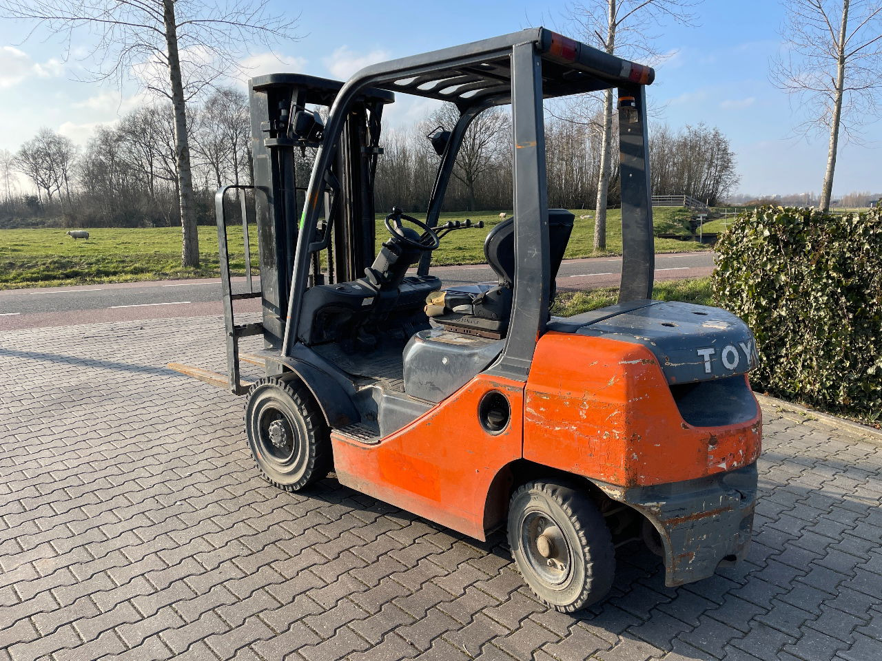 Toyota 02 8FDF25 2.5 ton triplo diesel heftruck - מלגזה: תמונה 3 Toyota 02 8FDF25 2.5 ton triplo diesel heftruck - מלגזה: תמונה 3