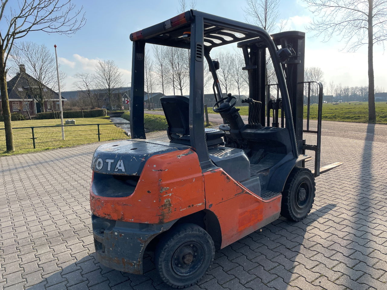 Toyota 02 8FDF25 2.5 ton triplo diesel heftruck - מלגזה: תמונה 4 Toyota 02 8FDF25 2.5 ton triplo diesel heftruck - מלגזה: תמונה 4
