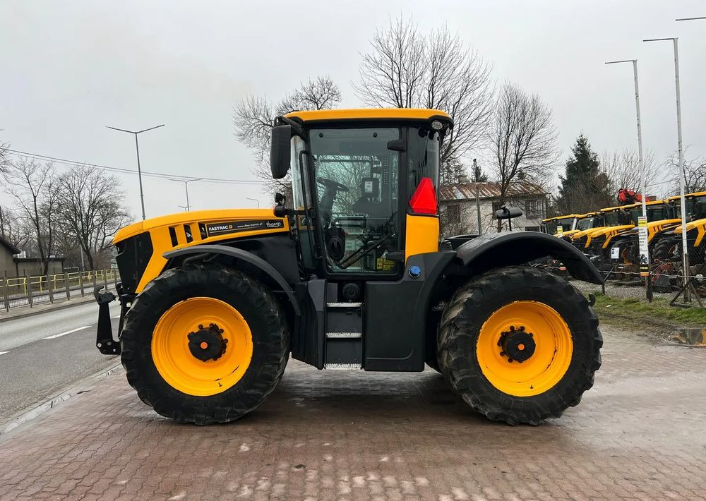 JCB Fastrac 4220 | 2017 ROK | 220 KM - טרקטור חקלאי: תמונה 2 JCB Fastrac 4220 | 2017 ROK | 220 KM - טרקטור חקלאי: תמונה 2