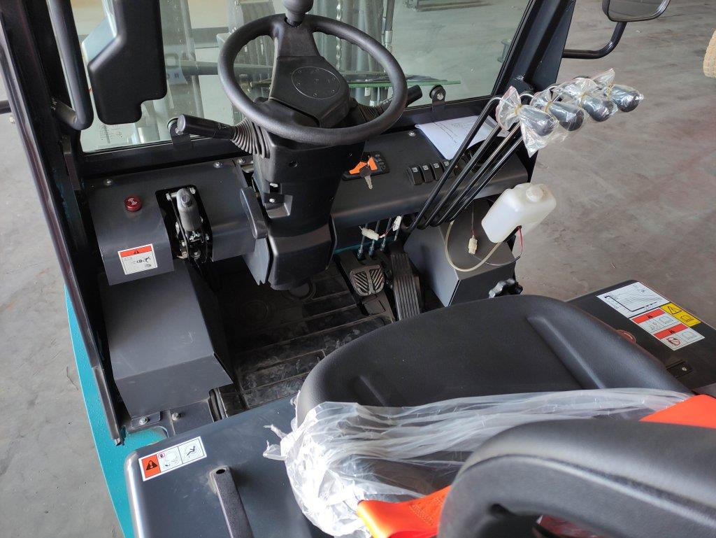 Baoli KBE35 - מלגזה חשמלית: תמונה 5 Baoli KBE35 - מלגזה חשמלית: תמונה 5