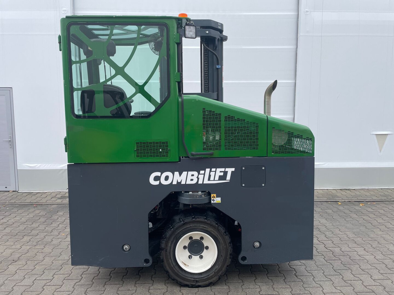 Combilift C4000 - משאית הגעה ב-4 דרכים: תמונה 4 Combilift C4000 - משאית הגעה ב-4 דרכים: תמונה 4