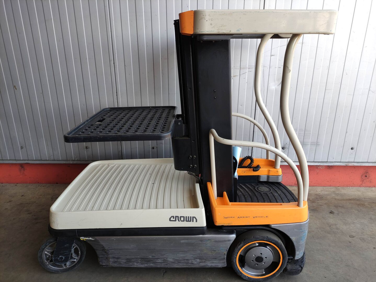 Crown WAV60-118 - בוחר הזמנות: תמונה 1 Crown WAV60-118 - בוחר הזמנות: תמונה 1