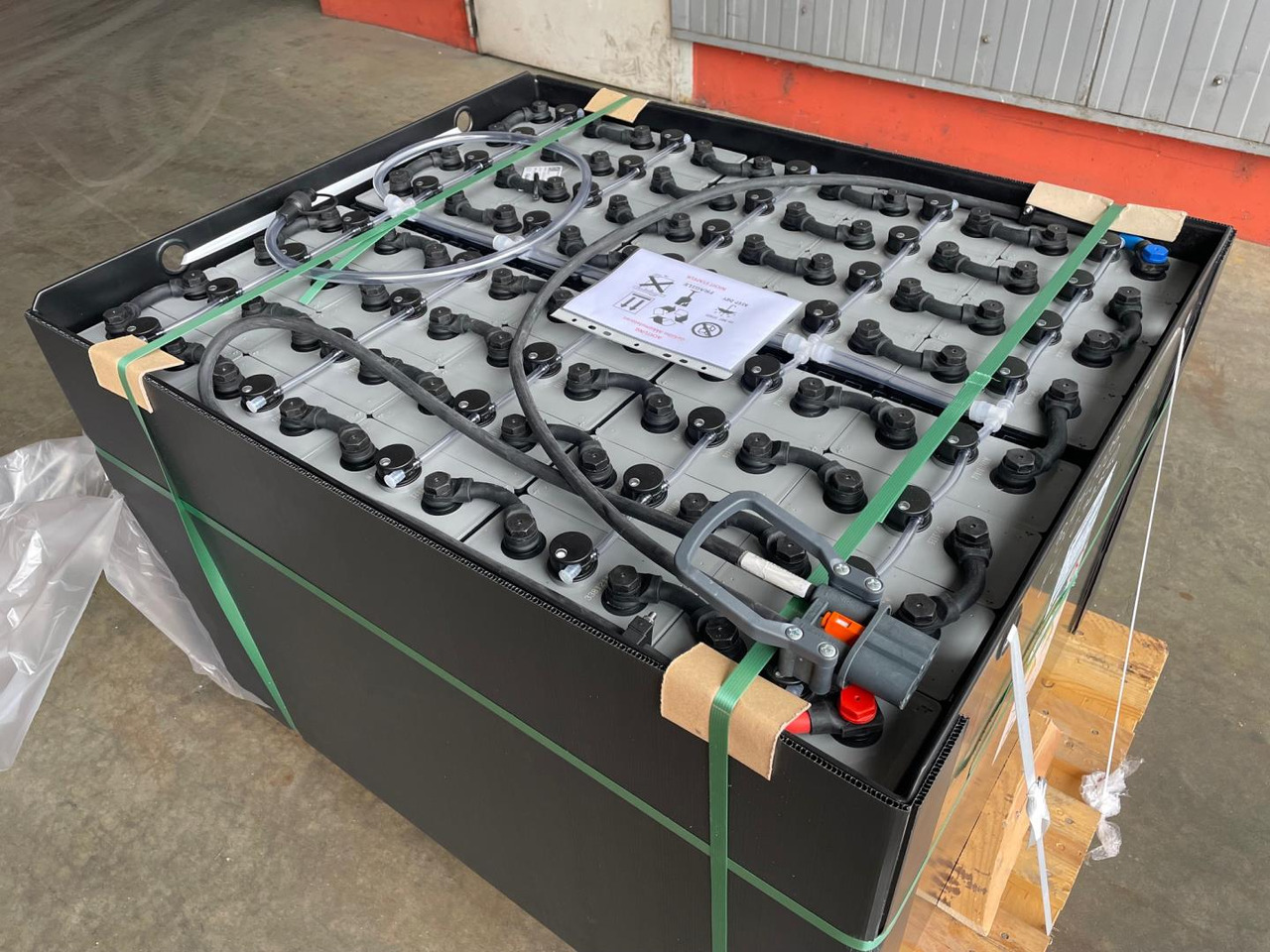 Eternity 80V 5 EPzS 625 - מצבר עבור ציוד לטיפול בחומרים: תמונה 1 Eternity 80V 5 EPzS 625 - מצבר עבור ציוד לטיפול בחומרים: תמונה 1