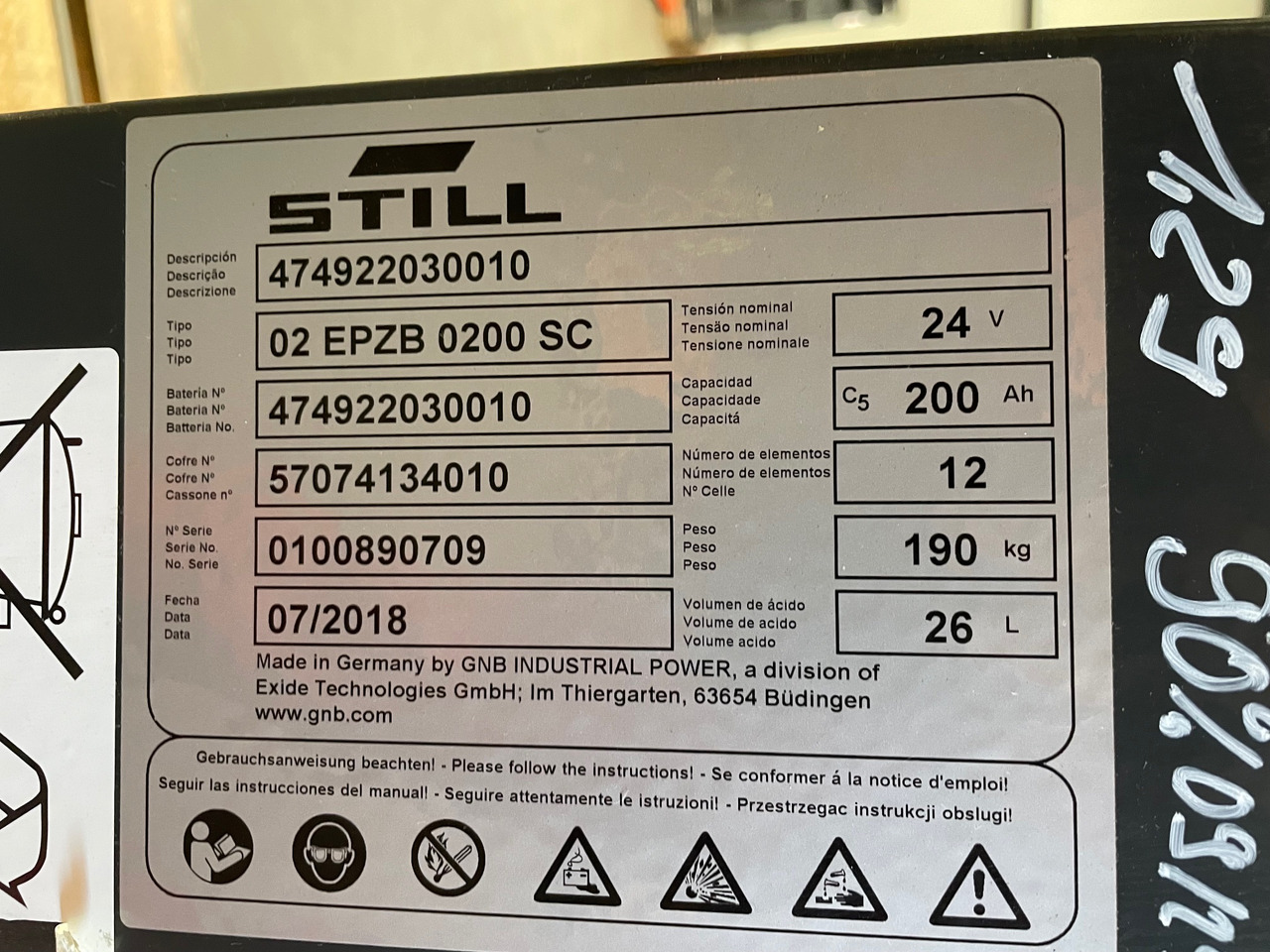 Exide 24 Volt I 2EPzB 200 - מצבר עבור ציוד לטיפול בחומרים: תמונה 2 Exide 24 Volt I 2EPzB 200 - מצבר עבור ציוד לטיפול בחומרים: תמונה 2