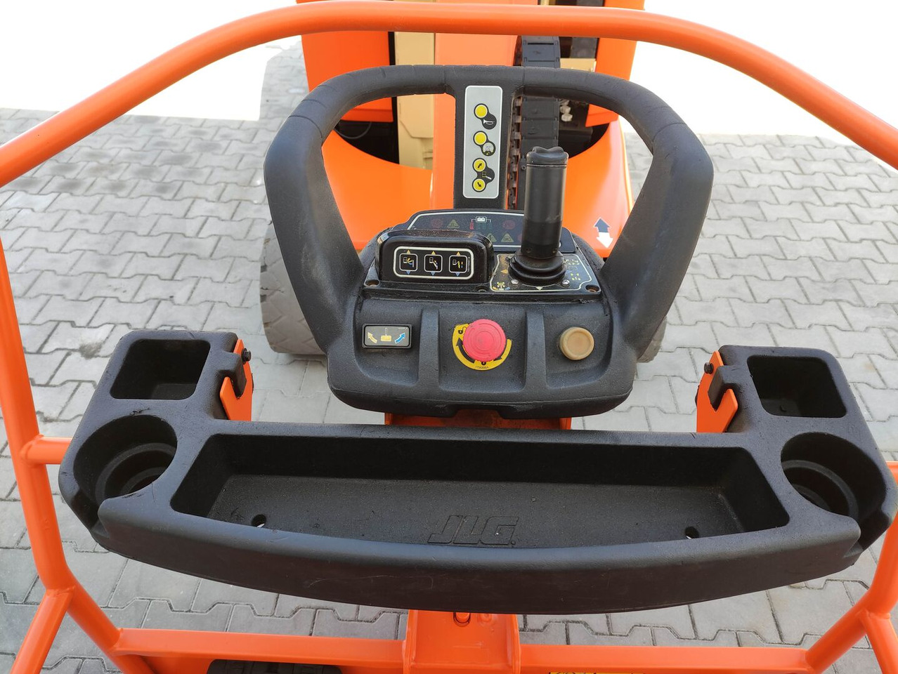 JLG Toucan 12 E (LACK NEU) - מעלית תורן אנכית: תמונה 5 JLG Toucan 12 E (LACK NEU) - מעלית תורן אנכית: תמונה 5