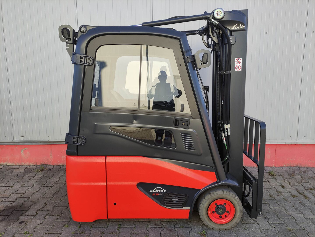 Linde E16-02-386 EVO - מלגזה חשמלית: תמונה 2 Linde E16-02-386 EVO - מלגזה חשמלית: תמונה 2