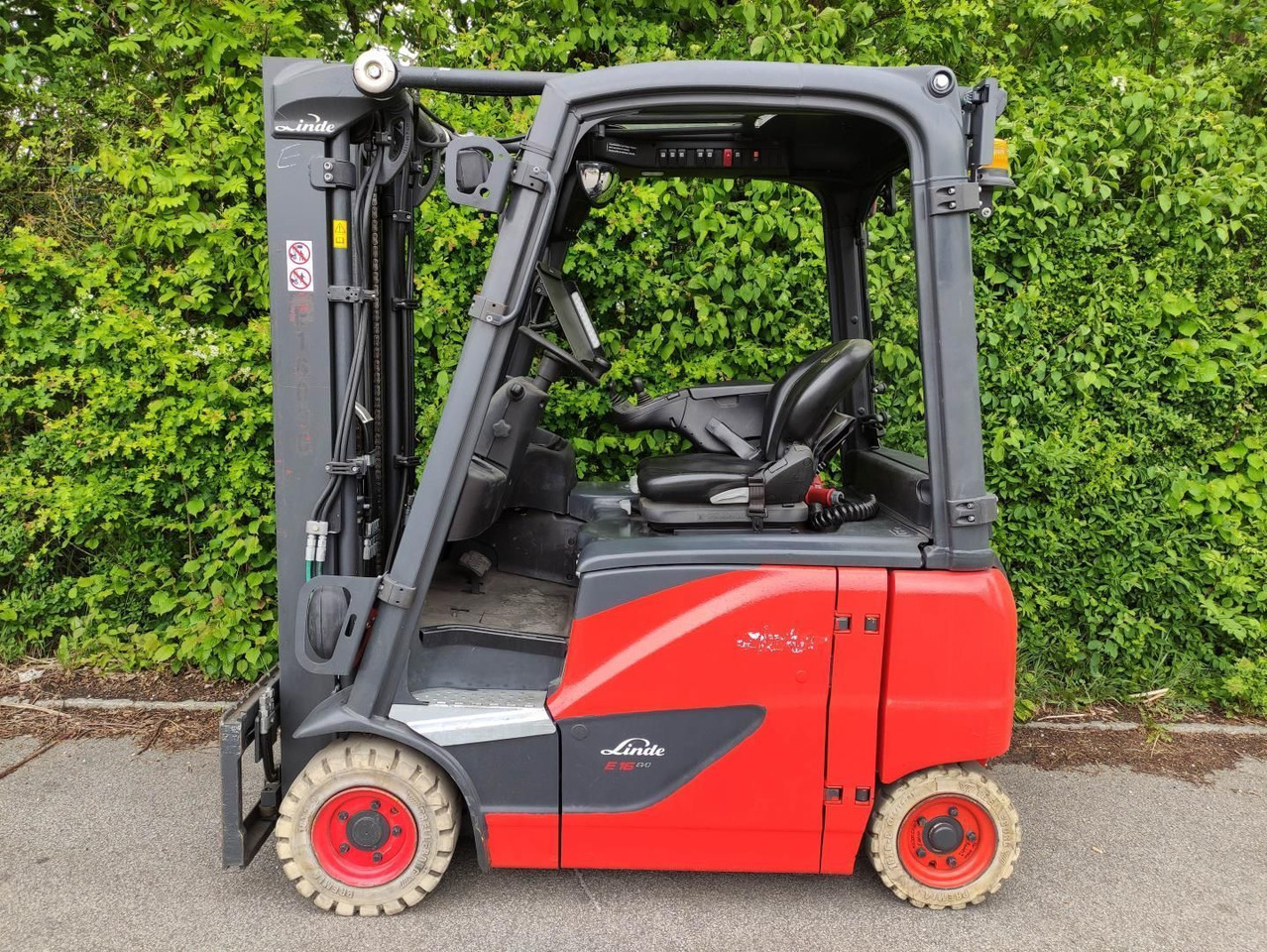 Linde E16PH-02-386-EVO - מלגזה חשמלית: תמונה 1 Linde E16PH-02-386-EVO - מלגזה חשמלית: תמונה 1