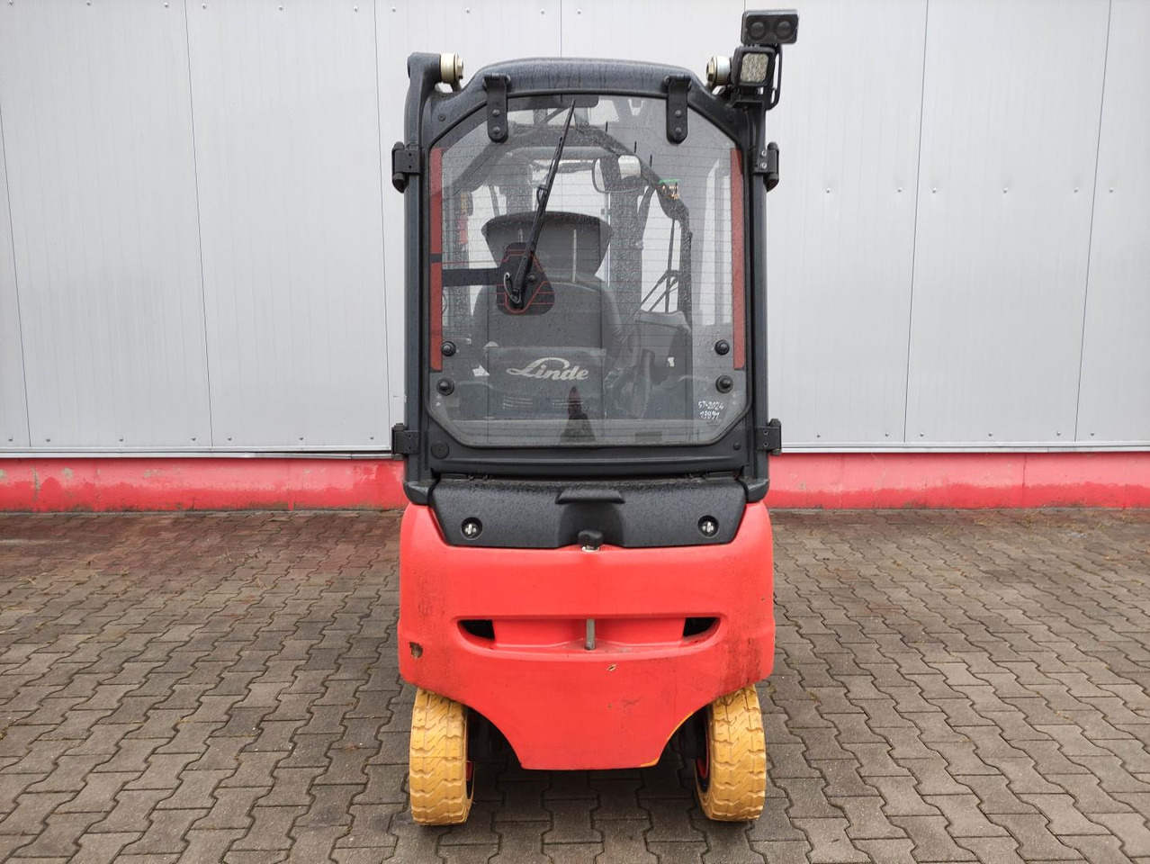 Linde E18PH-EVO - מלגזה חשמלית: תמונה 4 Linde E18PH-EVO - מלגזה חשמלית: תמונה 4
