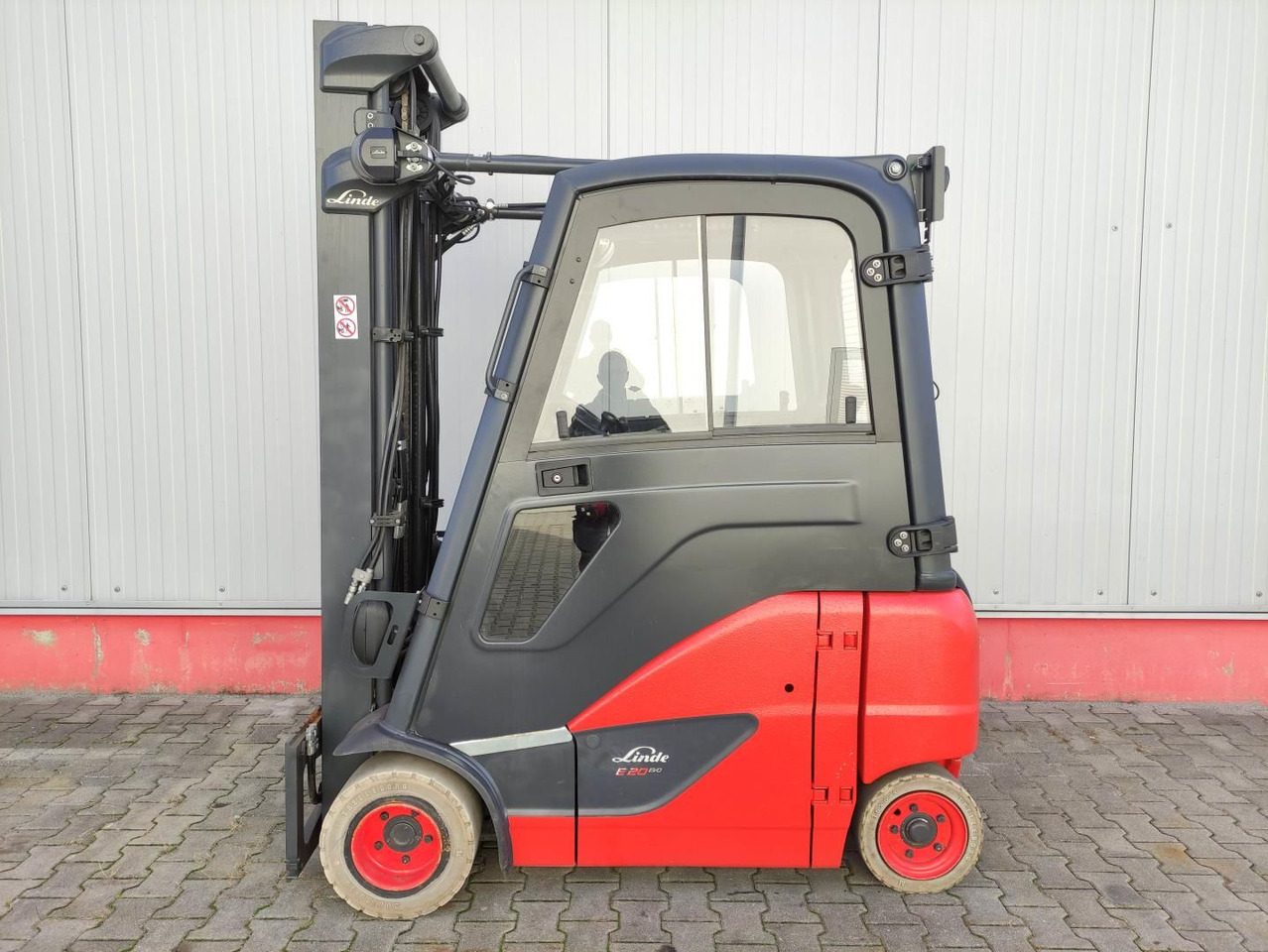 Linde E20PH-02-386-EVO - מלגזה חשמלית: תמונה 1 Linde E20PH-02-386-EVO - מלגזה חשמלית: תמונה 1