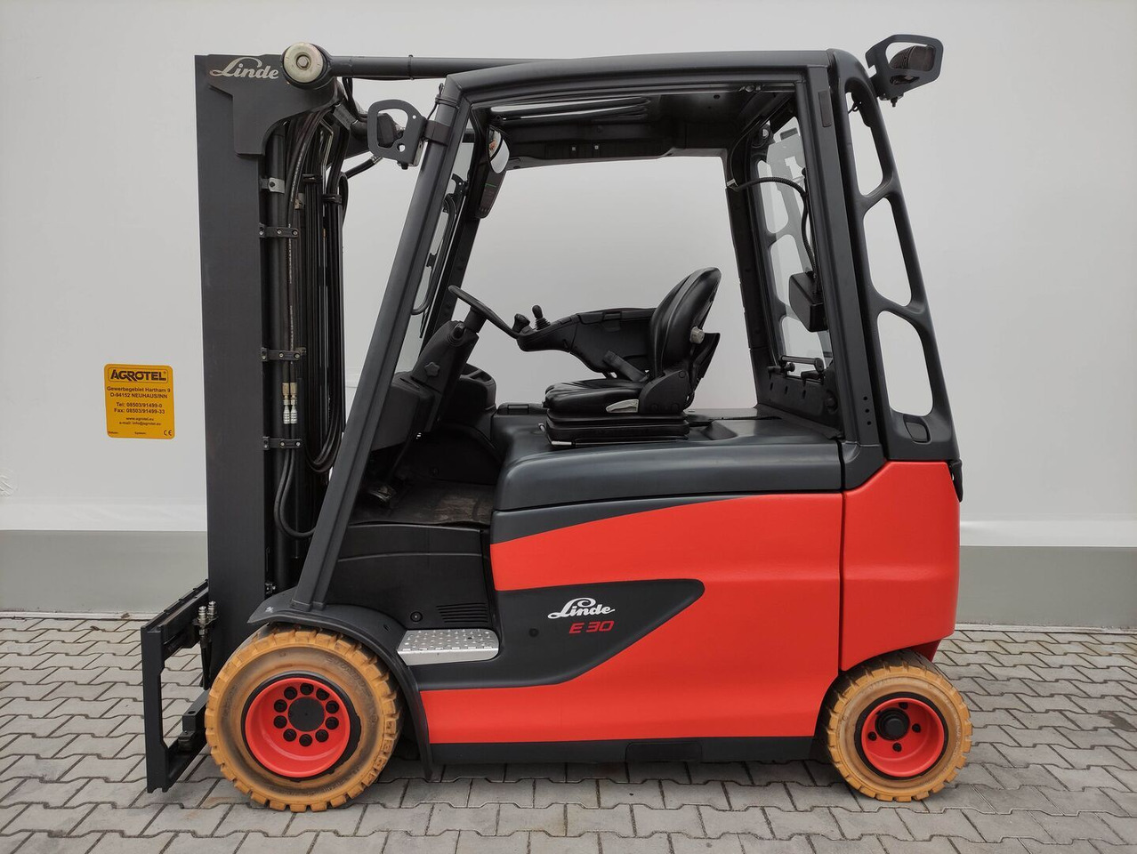 Linde E30HL-01/600-387 (M) - מלגזה חשמלית: תמונה 1 Linde E30HL-01/600-387 (M) - מלגזה חשמלית: תמונה 1
