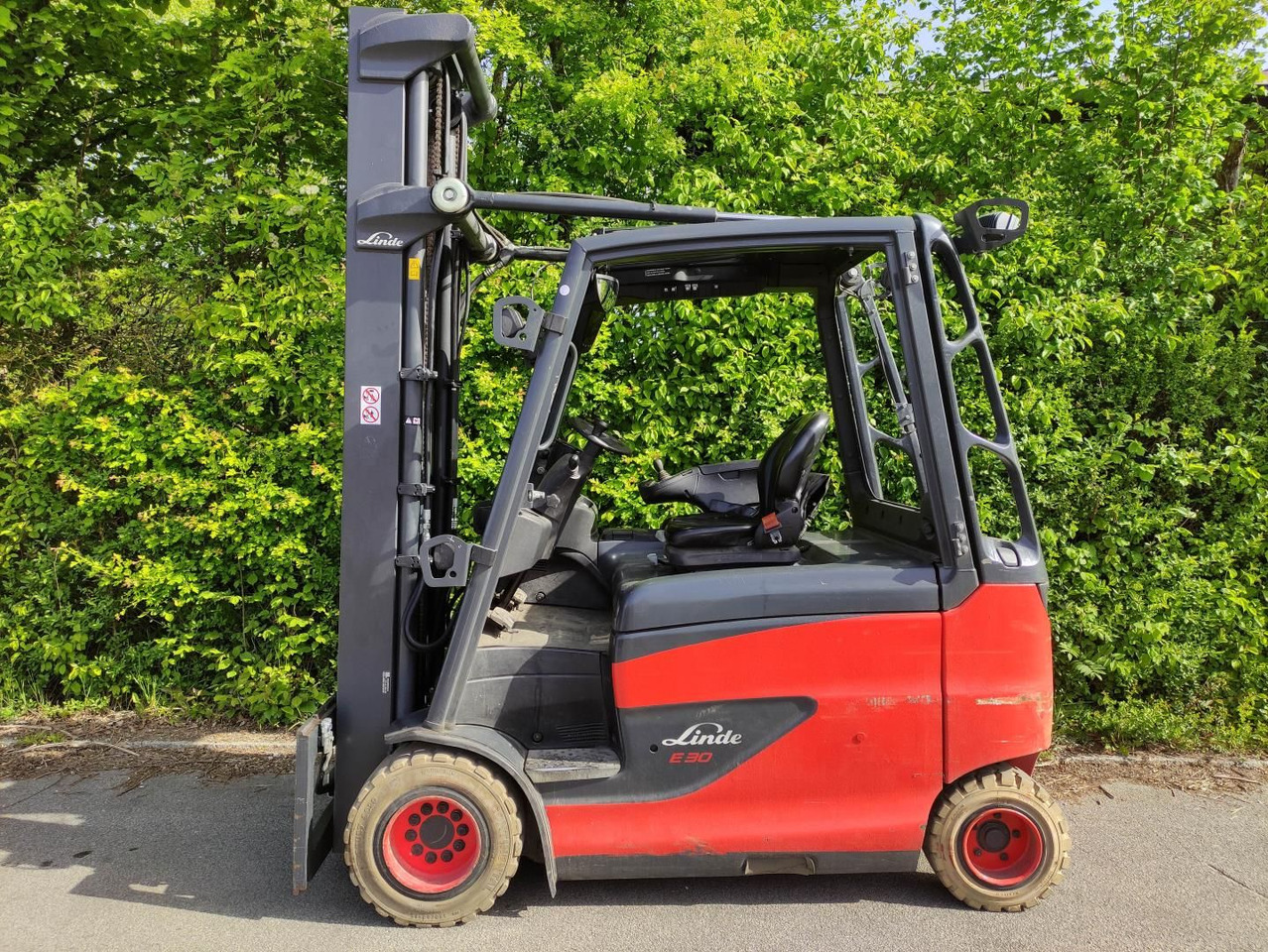 Linde E30HL-01/600-387 - מלגזה חשמלית: תמונה 1 Linde E30HL-01/600-387 - מלגזה חשמלית: תמונה 1