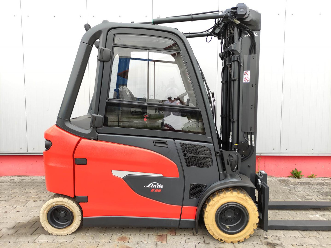 Linde E35HL-01-1252 *Batterie NEU* - מלגזה חשמלית: תמונה 2 Linde E35HL-01-1252 *Batterie NEU* - מלגזה חשמלית: תמונה 2