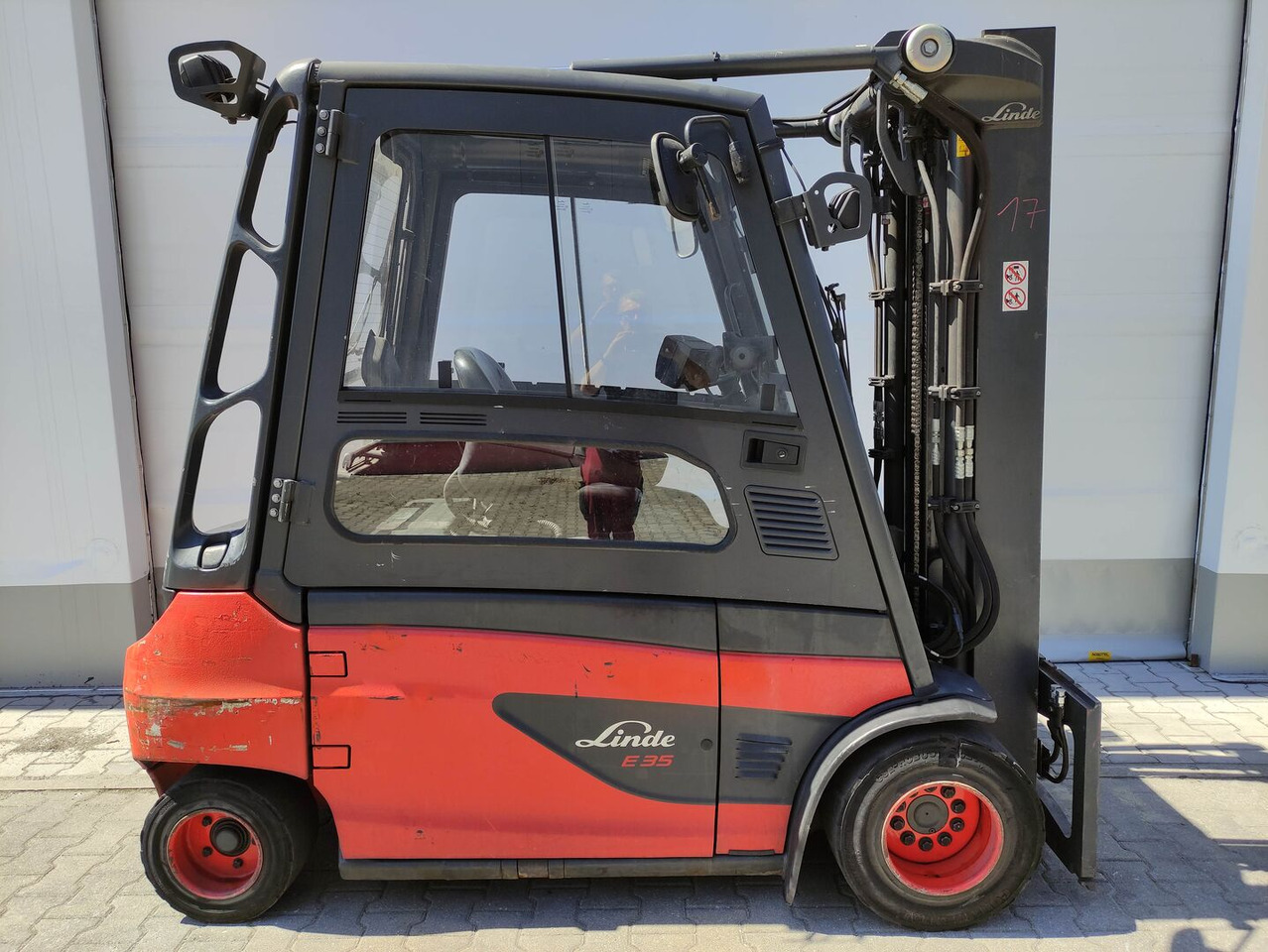 Linde E35L-01-387 - מלגזה חשמלית: תמונה 2 Linde E35L-01-387 - מלגזה חשמלית: תמונה 2