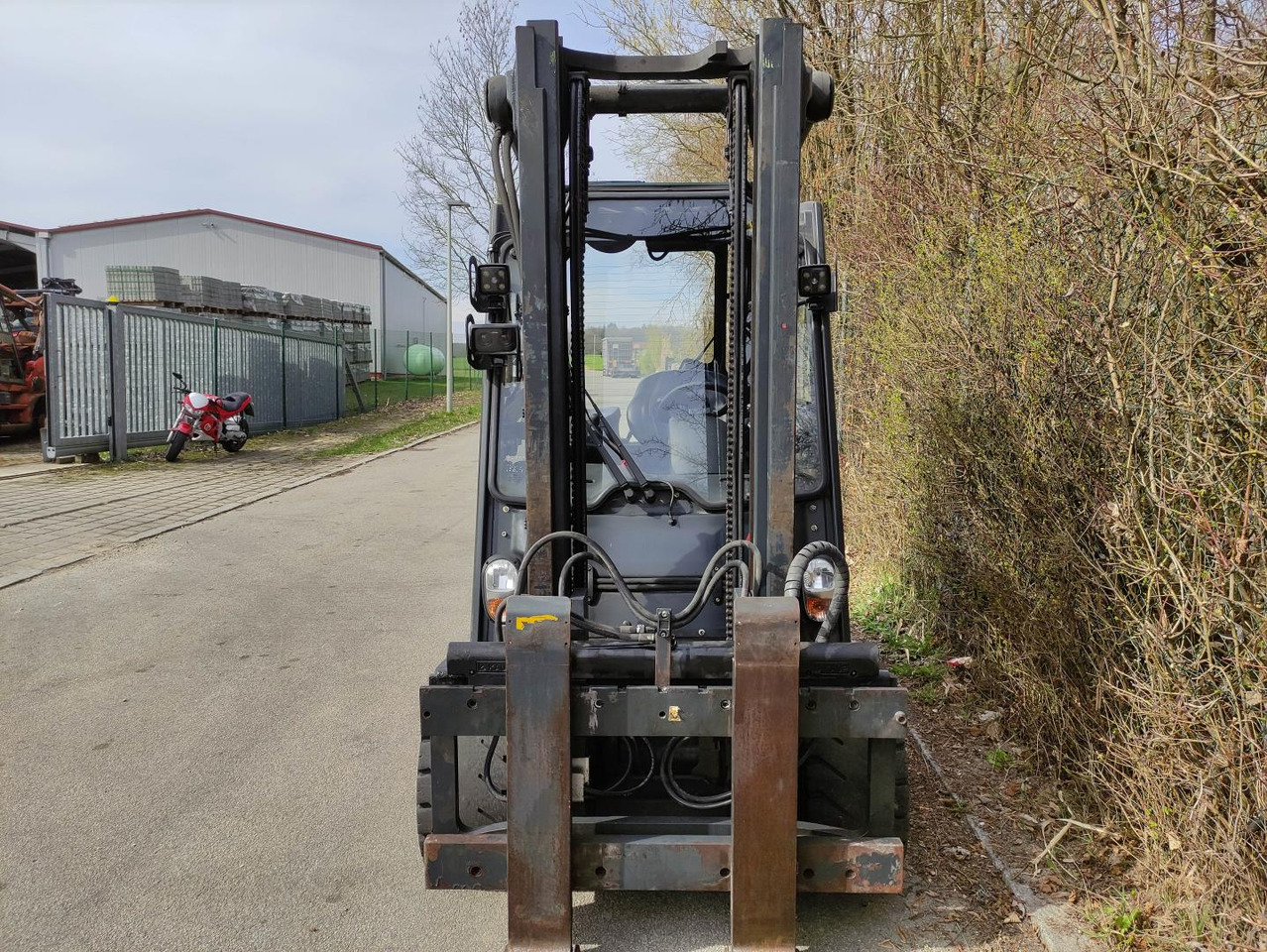 Linde E35L-01-387 - מלגזה חשמלית: תמונה 3 Linde E35L-01-387 - מלגזה חשמלית: תמונה 3