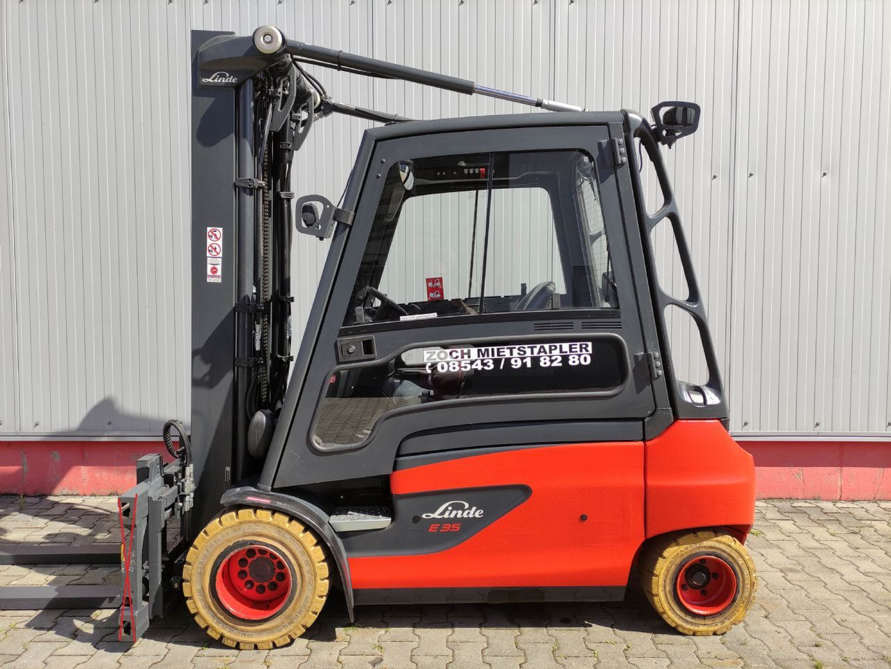 Linde E35L-01-387 - מלגזה חשמלית: תמונה 1 Linde E35L-01-387 - מלגזה חשמלית: תמונה 1