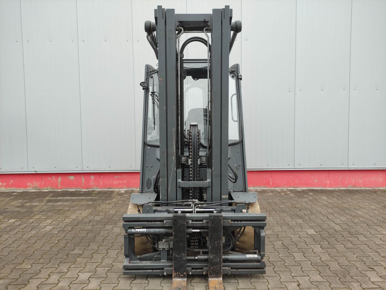 Linde E50HL-01-600 - מלגזה חשמלית: תמונה 3 Linde E50HL-01-600 - מלגזה חשמלית: תמונה 3