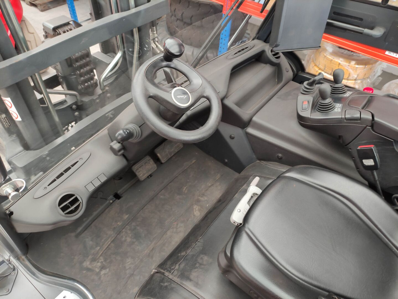 Linde E70-01-127 - מלגזה חשמלית: תמונה 5 Linde E70-01-127 - מלגזה חשמלית: תמונה 5