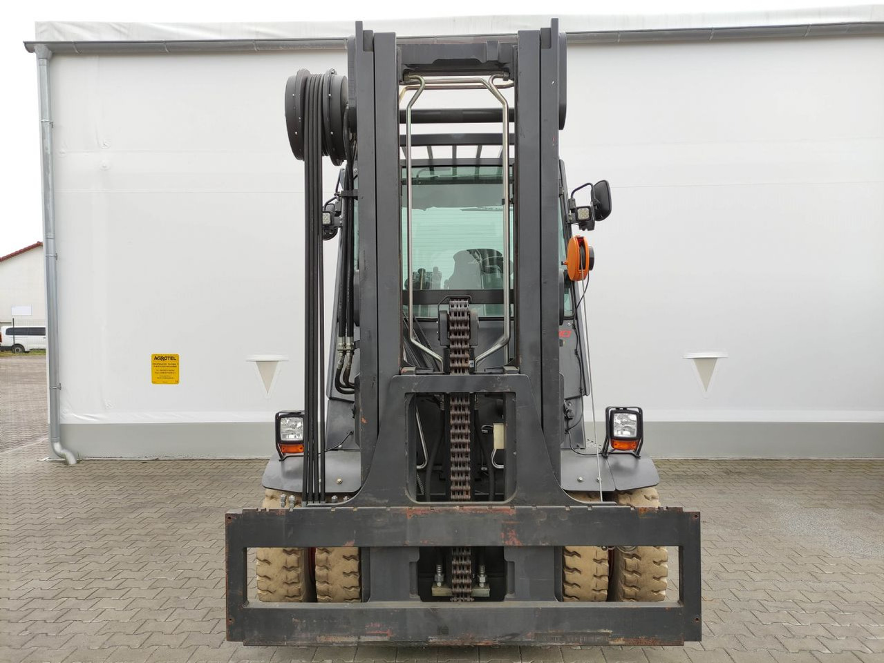 Linde E80-01/900 - מלגזה חשמלית: תמונה 3 Linde E80-01/900 - מלגזה חשמלית: תמונה 3
