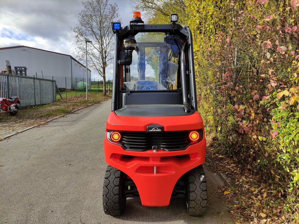 Linde H35D-01-120 - מלגזת סולר: תמונה 4 Linde H35D-01-120 - מלגזת סולר: תמונה 4