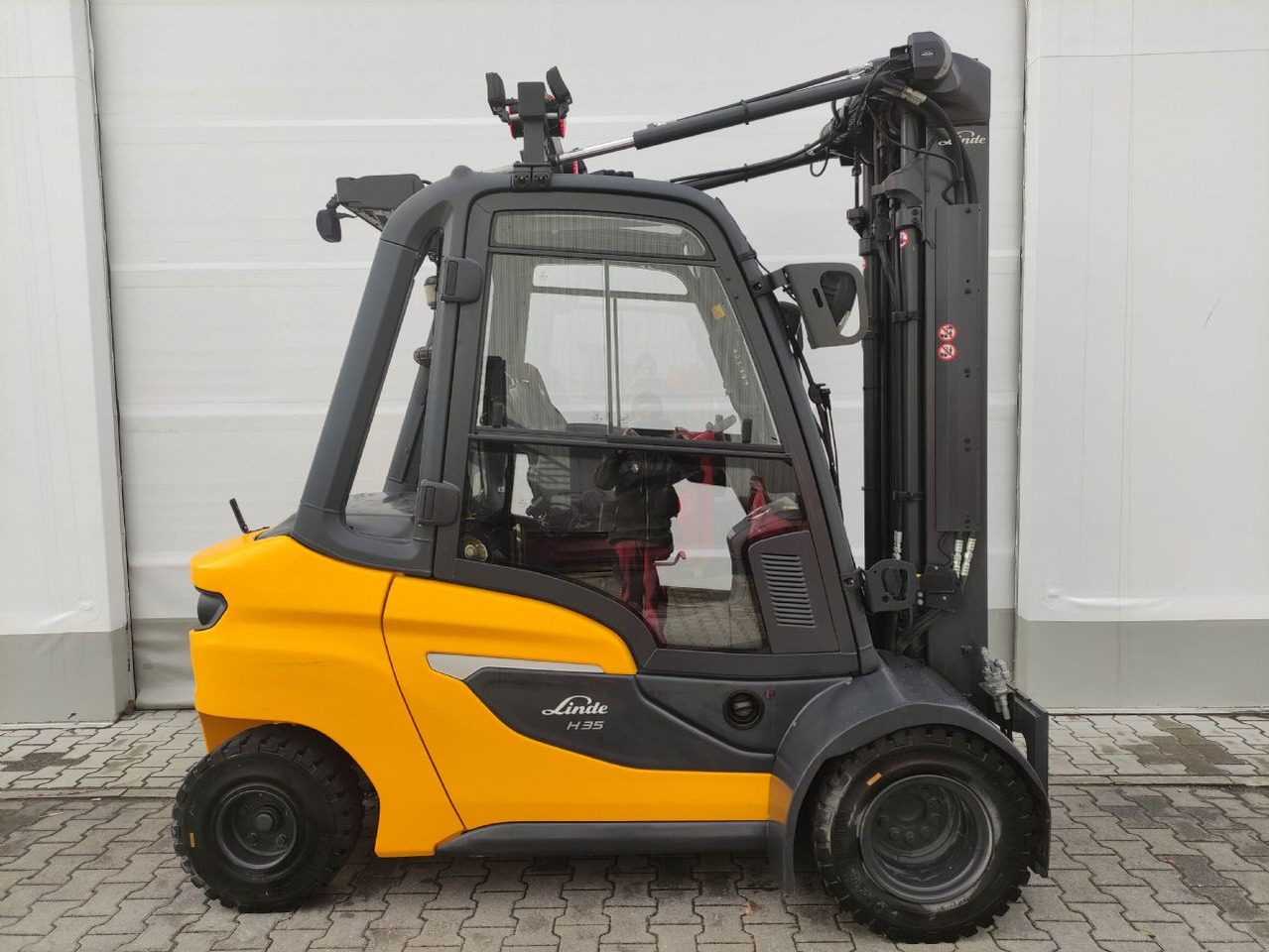 Linde H35D-01-120 - מלגזת סולר: תמונה 2 Linde H35D-01-120 - מלגזת סולר: תמונה 2