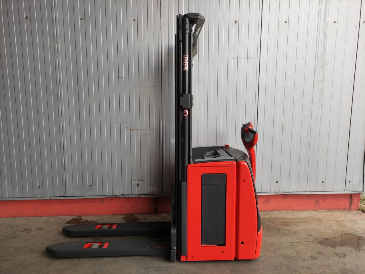Linde L14-1173 (LACK NEU) - מערים: תמונה 1 Linde L14-1173 (LACK NEU) - מערים: תמונה 1
