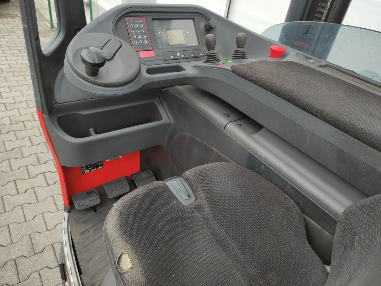 Linde R14G-01-1120 - משאית הגעה: תמונה 5 Linde R14G-01-1120 - משאית הגעה: תמונה 5