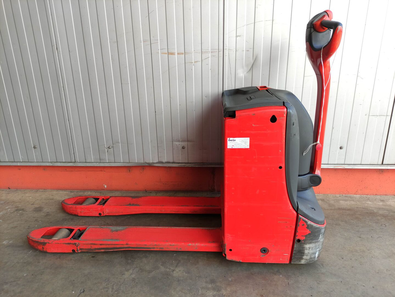 Linde T16-1152 - משאית משטחים: תמונה 1 Linde T16-1152 - משאית משטחים: תמונה 1