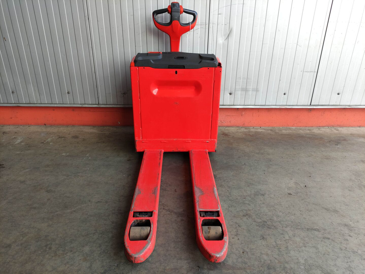Linde T16-1152 - משאית משטחים: תמונה 3 Linde T16-1152 - משאית משטחים: תמונה 3