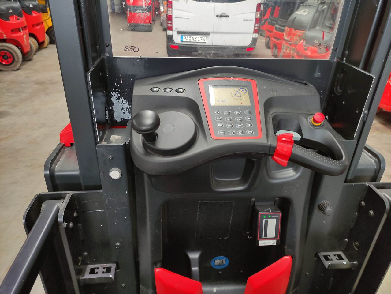 Linde V10-02 - בוחר הזמנות: תמונה 5 Linde V10-02 - בוחר הזמנות: תמונה 5