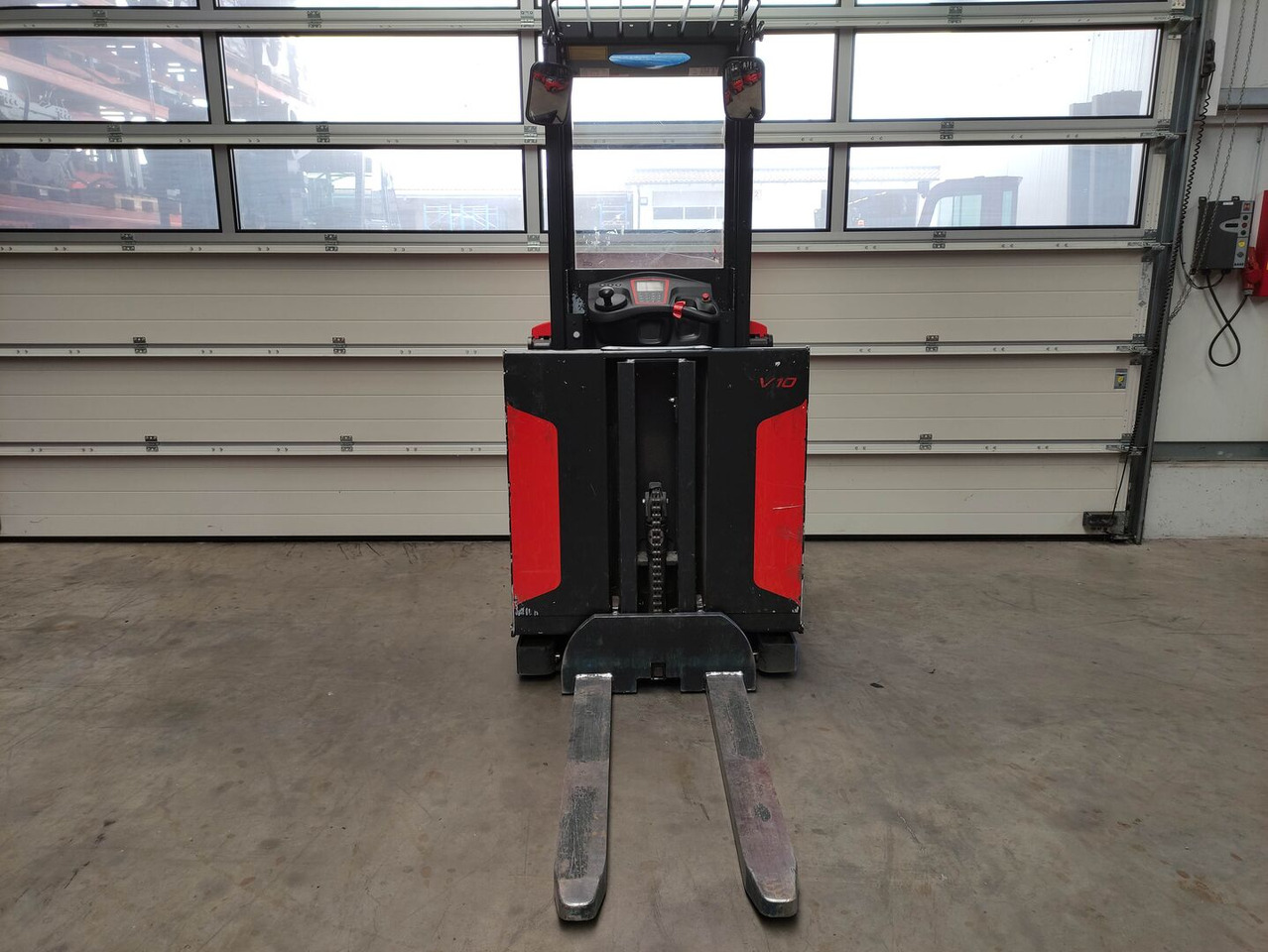 Linde V10-02 - בוחר הזמנות: תמונה 3 Linde V10-02 - בוחר הזמנות: תמונה 3