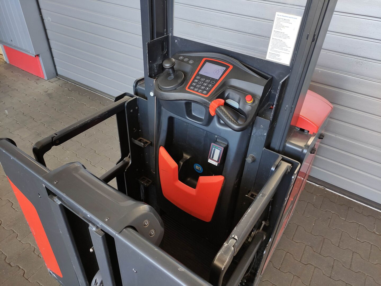 Linde V10-02 - בוחר הזמנות: תמונה 5 Linde V10-02 - בוחר הזמנות: תמונה 5