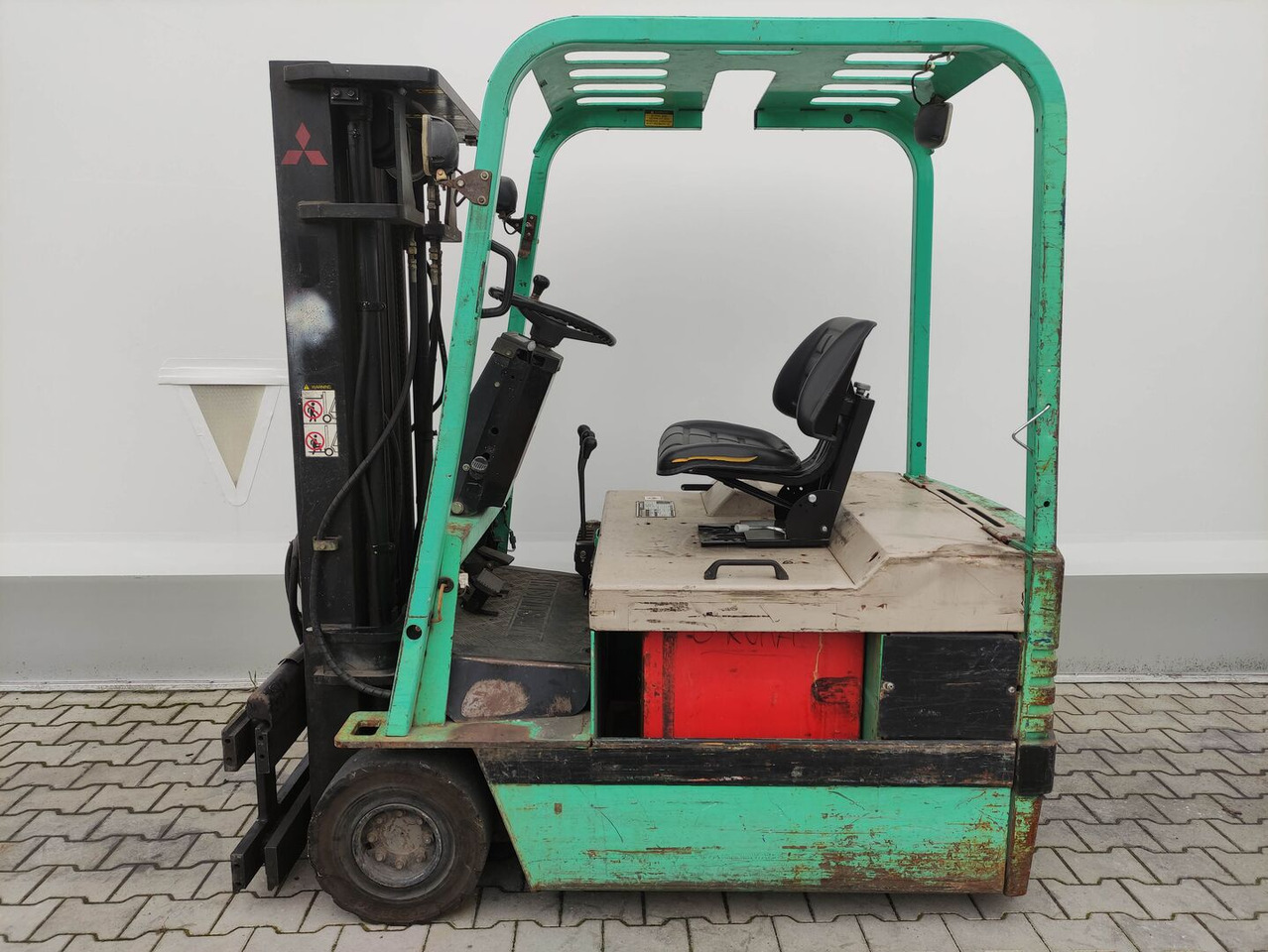 Mitsubishi FBS18-48E - מלגזה חשמלית: תמונה 1 Mitsubishi FBS18-48E - מלגזה חשמלית: תמונה 1